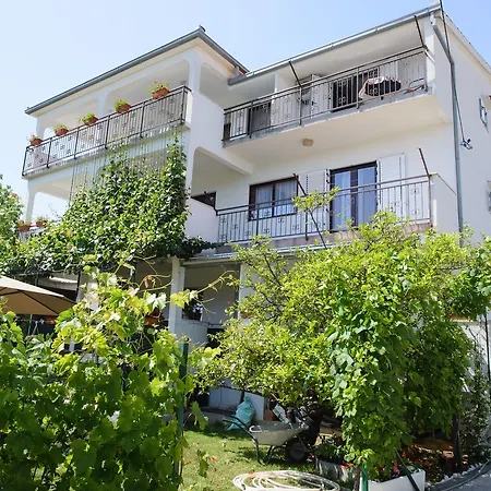 Apartment Milat Kastela