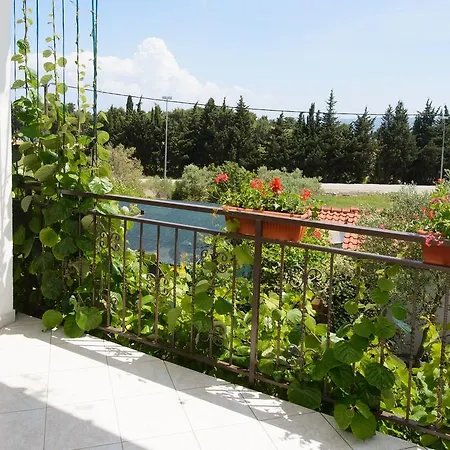 Milat Apartment *